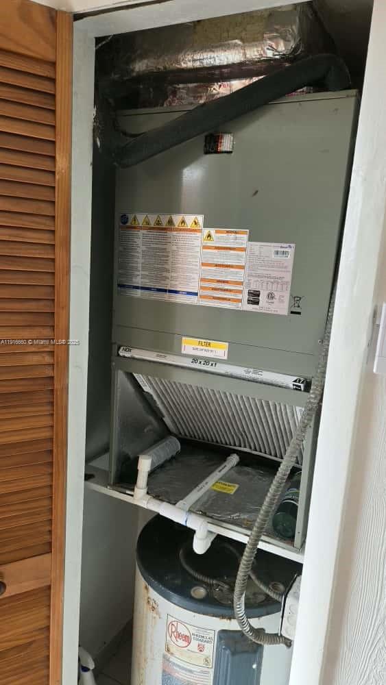 Building Photo - 13707 Kendale Lakes Cir