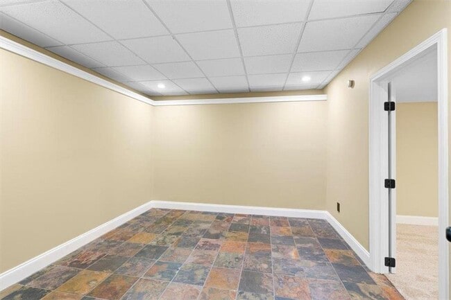 Building Photo - 585 Bethany Woods Dr