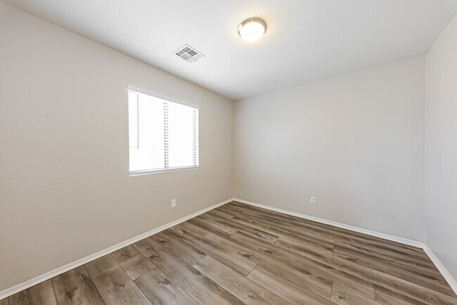 Building Photo - 11434 W Phillip Jacob Dr