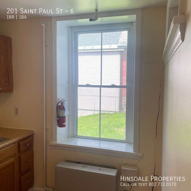 Building Photo - 201 Saint Paul St