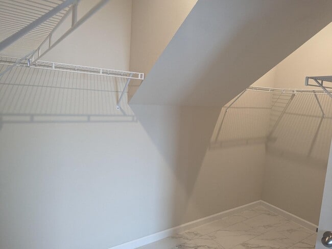 Building Photo - 10579 SW Vasari Way