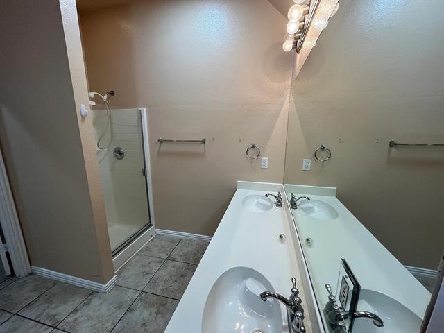 Building Photo - 4423 Westcliffe Dr
