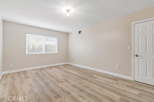 Building Photo - 8654 Orange Ave