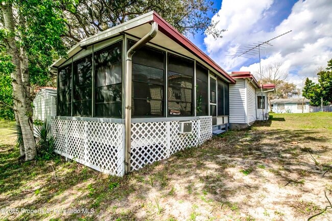 Building Photo - 9298 Grizzly Bear Ln