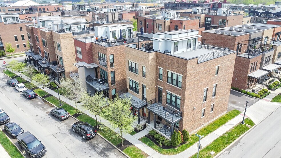 Building Photo - 754 N 6th St