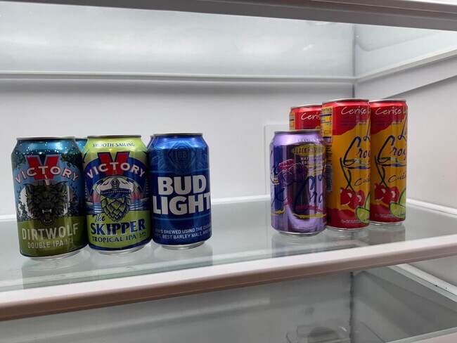 Building Photo - 1357 Canal Rd