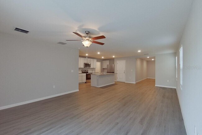 Building Photo - 4397 SW 85 Ln