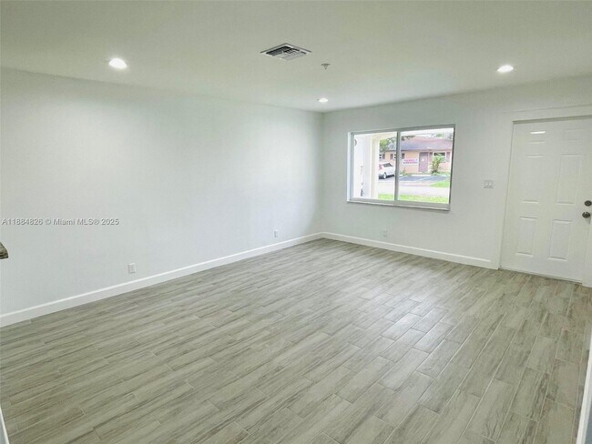 Building Photo - 2770 NW 58th Terrace