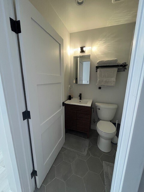Bathroom - 2831 S Bedford St