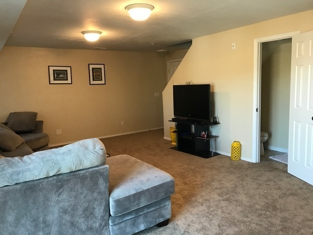 Building Photo - Westside condo with views!