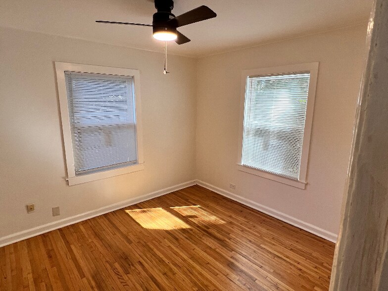 Building Photo - 119 N Florence Pl
