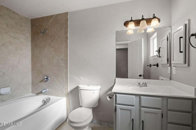 Building Photo - 804 Desert Cactus Dr