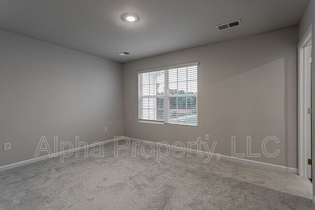 Building Photo - 215 Eagle Watch Wy