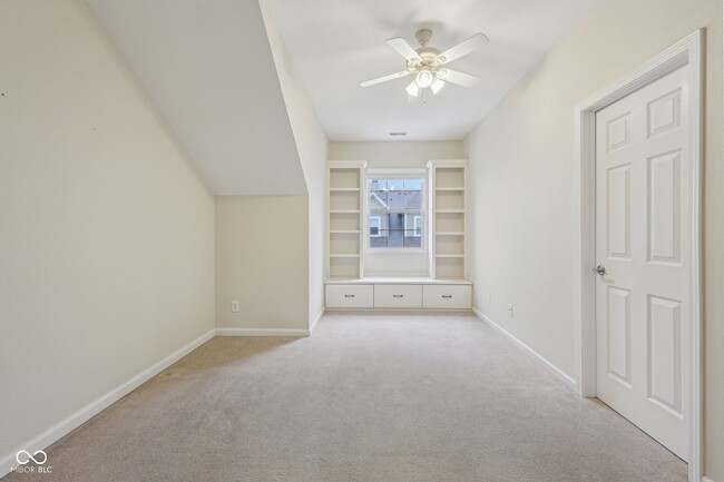 Building Photo - 15557 Bowie Dr