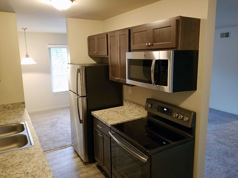 Lincoln House 505 E Lincoln St Birmingham MI 48009 Apartment Finder