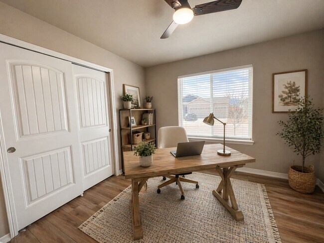 Building Photo - Stunning 5 Bedroom Ranch Home in Lorson Ranch!