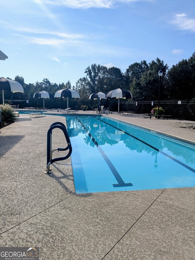 Building Photo - 318 Duplin Dr