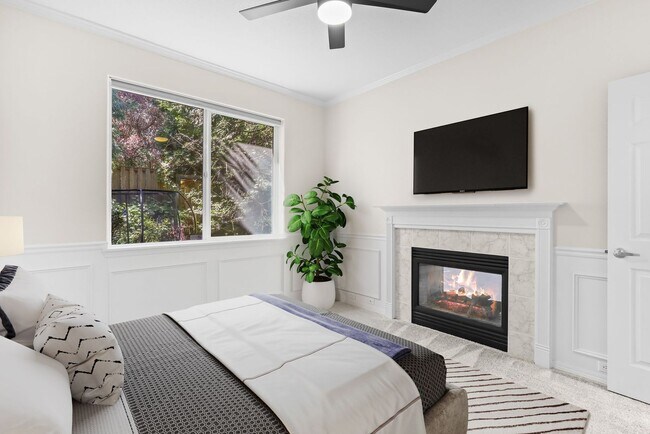 Building Photo - FOR RENT: CORNER LOT, Immaculate, lovely and spacious home - 5 bed, 3 bath + bonus room with 3-ca...