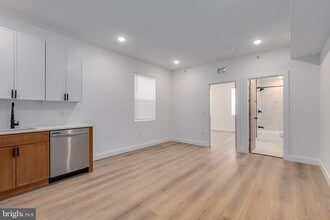 Building Photo - 2203 N 7th St