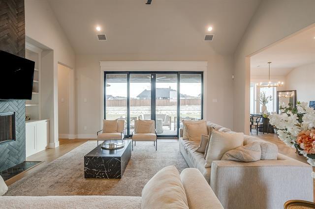 Building Photo - 408 Mah Cheta St