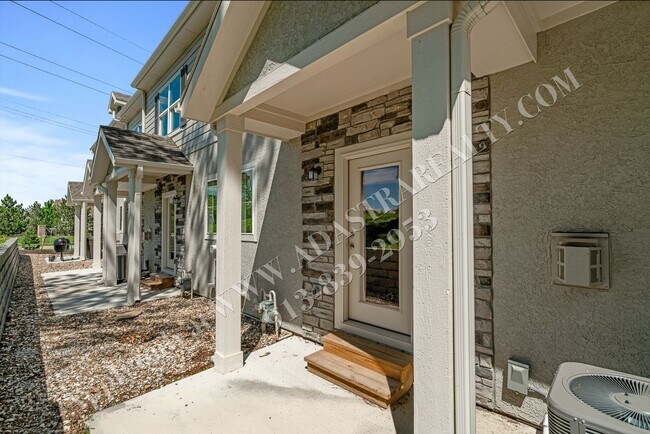 Building Photo - Brand New!! Townhome 3 Bed 2.5 Bath in Olathe-Available in JULY!!