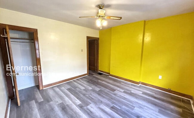 Building Photo - 663 S Burgess Ave