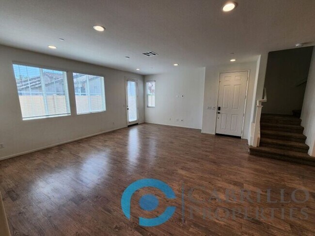 Building Photo - 232 Sweet Bay Ct