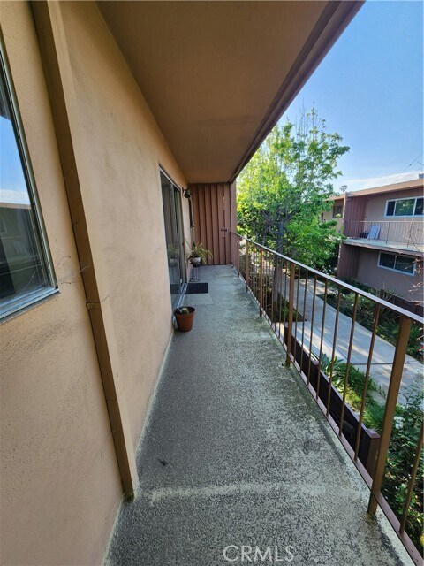 Building Photo - 14903 Normandie Ave