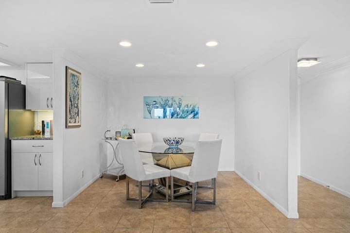 Building Photo - 4900 N Ocean Blvd