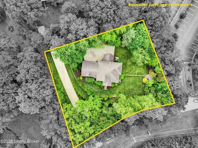 Building Photo - 560 N Hubbards Ln