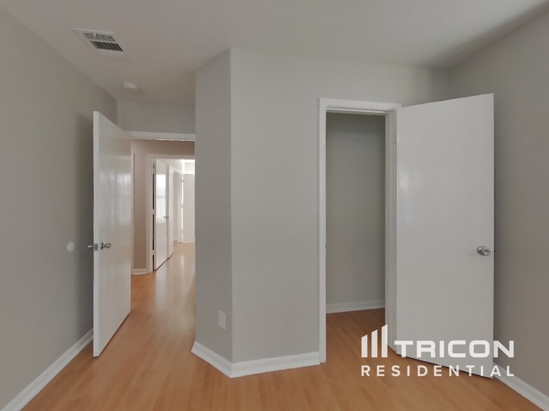 Building Photo - 15543 Liberty Cypress Ct