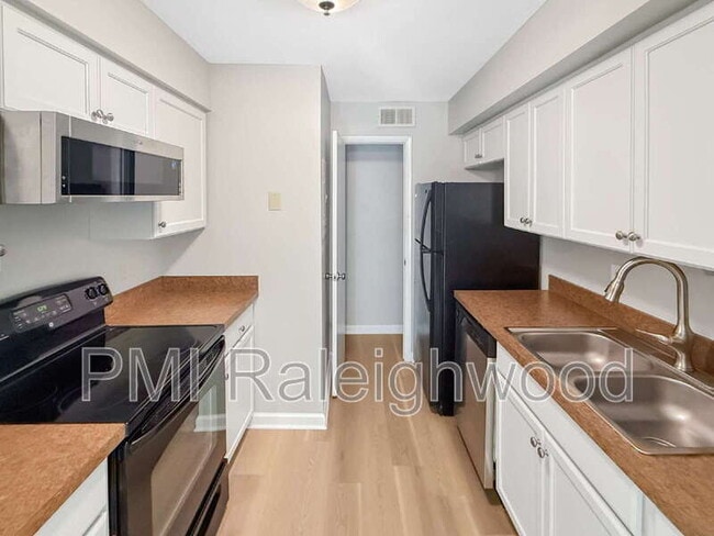 Building Photo - 1275 Teakwood Pl
