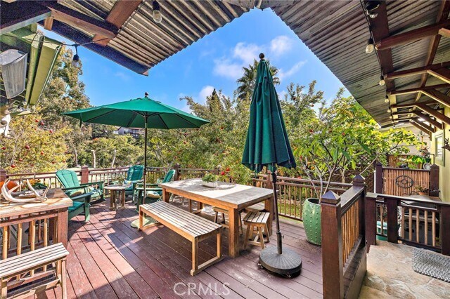 Building Photo - 773 St Ann's Dr