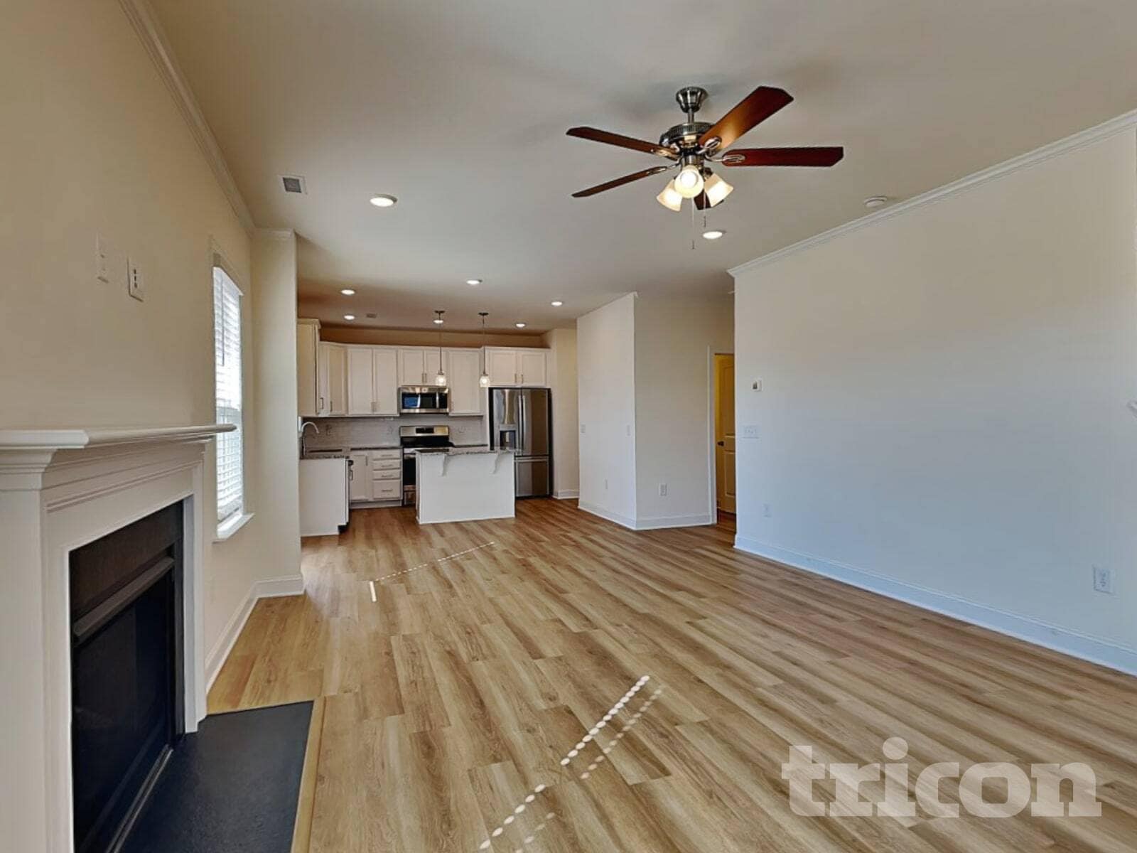 Building Photo - 402 Porterfield Dr