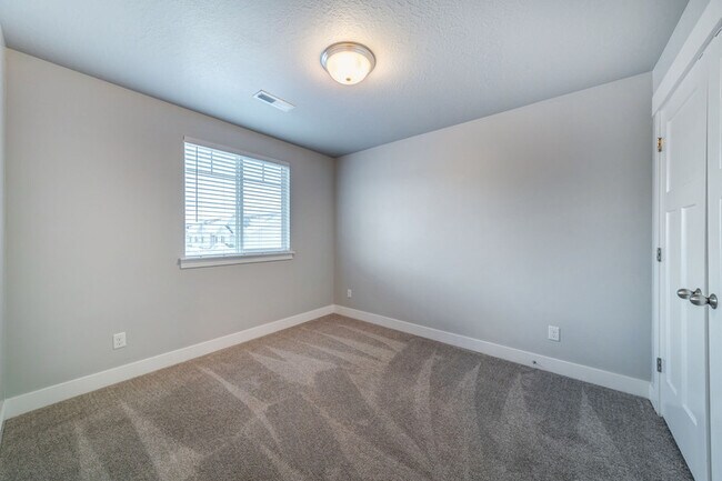 Building Photo - 13124 Tower Ridge Dr