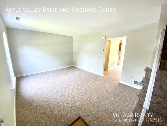 Building Photo - 710 Apple Valley Dr