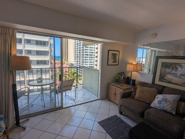 Building Photo - 2440 Kuhio Ave.