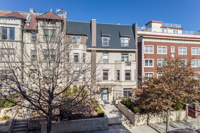 Building Photo - 1333 Euclid St NW