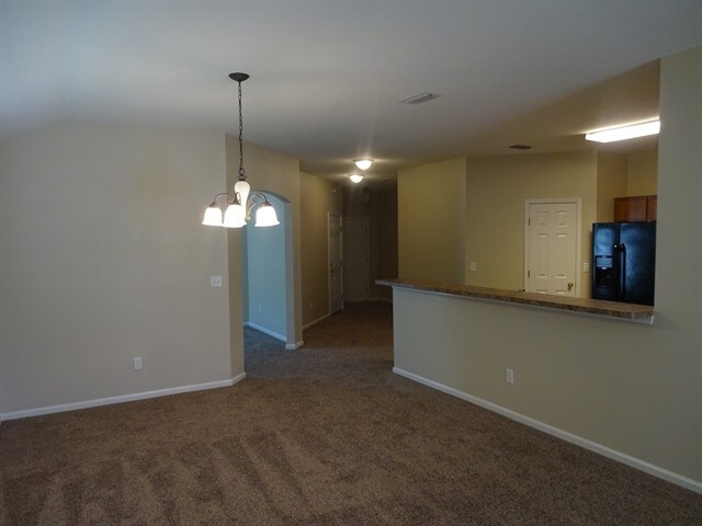 Building Photo - 12107 Hayden Lakes Cir