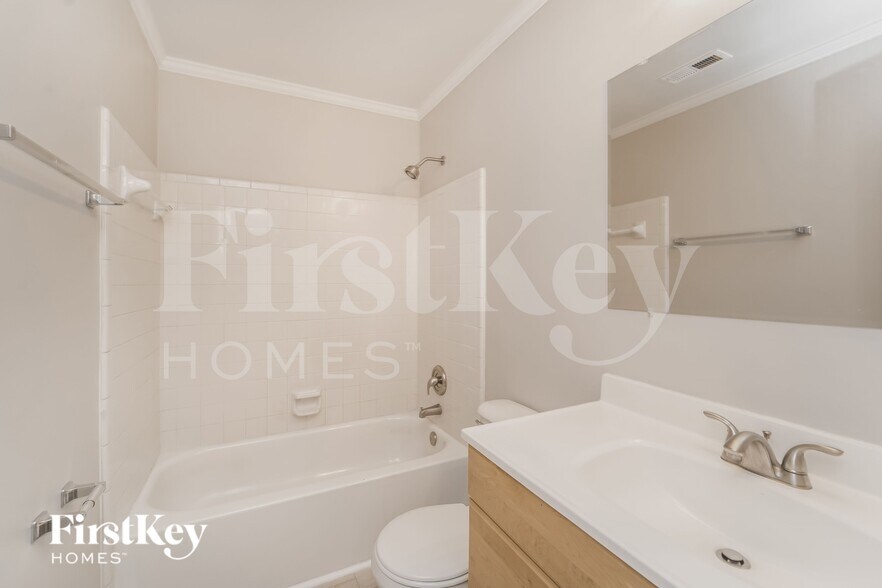 Building Photo - 13408 Kintyre Ct