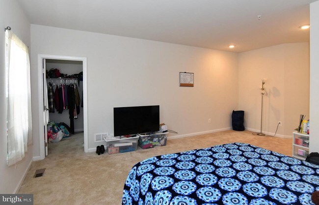 Building Photo - 3544 Briarwood Dr