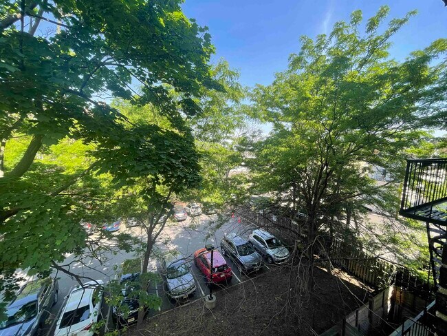 Building Photo - 2677 John F. Kennedy Blvd