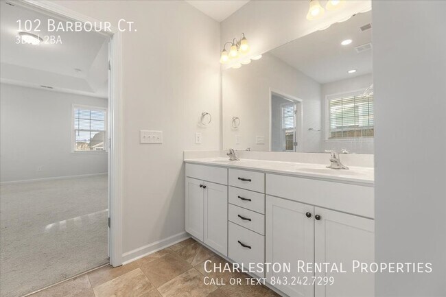 Building Photo - 102 Barbour Ct