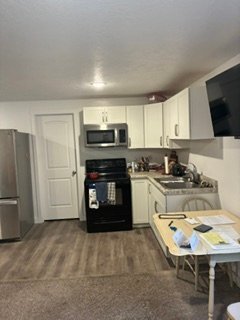 Building Photo - 637 W 1520 S