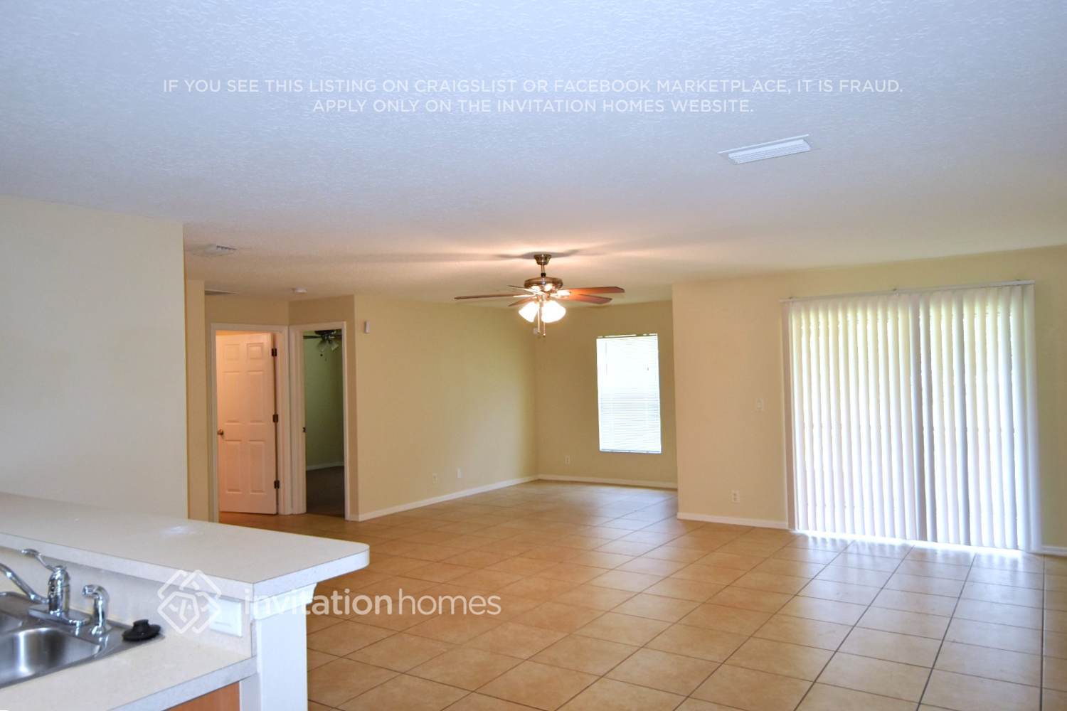 Building Photo - 2321 SW Kent Cir