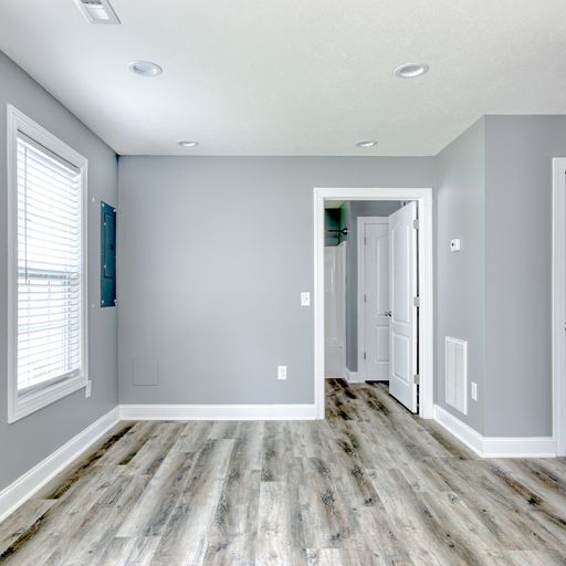 Building Photo - 700 Twisted Oak Dr NW