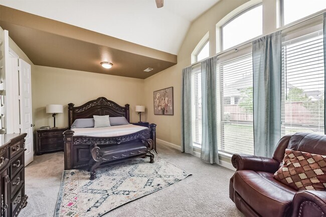 Building Photo - 27208 Starry Oaks Dr