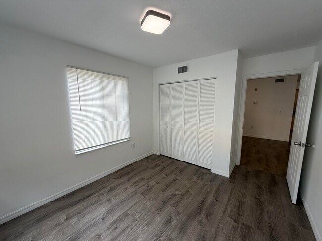 Building Photo - 4081 San Marino Blvd