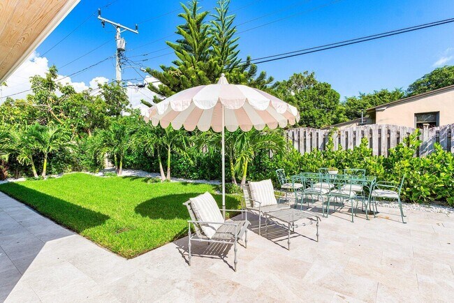 Building Photo - 11 Hersey Dr