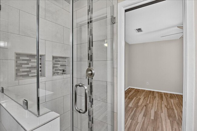 Building Photo - 4109 Fonvilla Cir